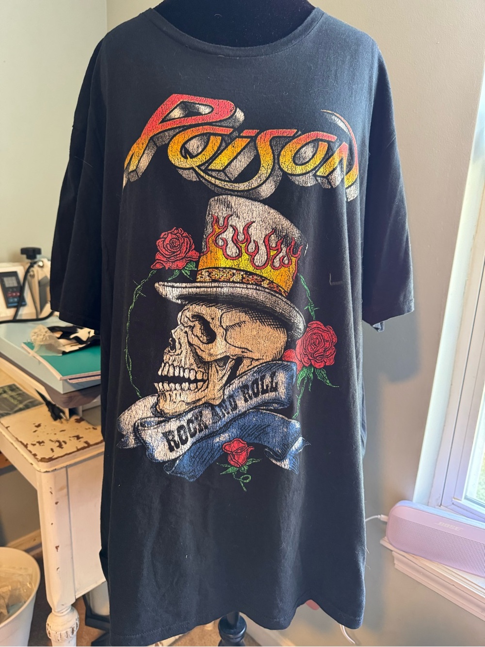 Poison Graphic Skull Tee in Black